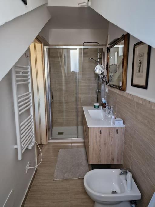 Fil-Rouge - Elegante E Tranquilla Vista In Centro Apartment Turin Luaran gambar
